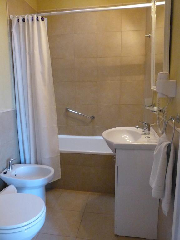 Nuevos Horizontes Hotel Tandil Szoba fotó